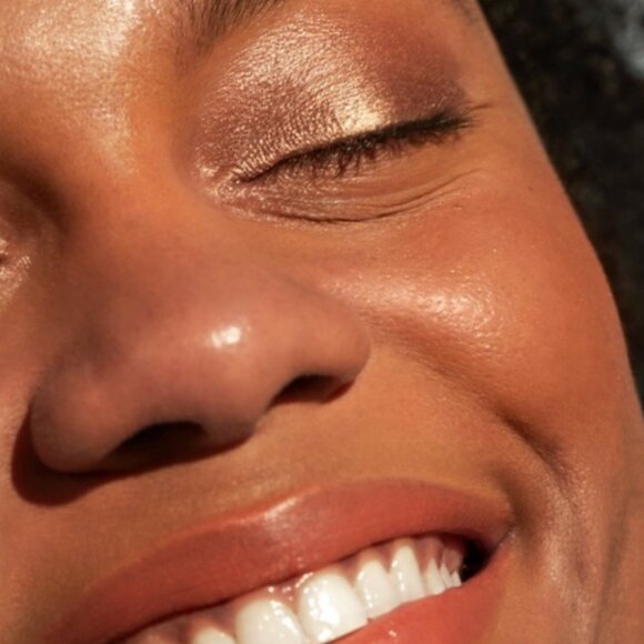 *Beautycounter* Lid Glow Cream Eye-Shadow in "Sepia" - NEW! - FAST SHIP! - Picture 5 of 7